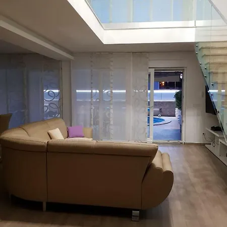 Villa Marlu *
